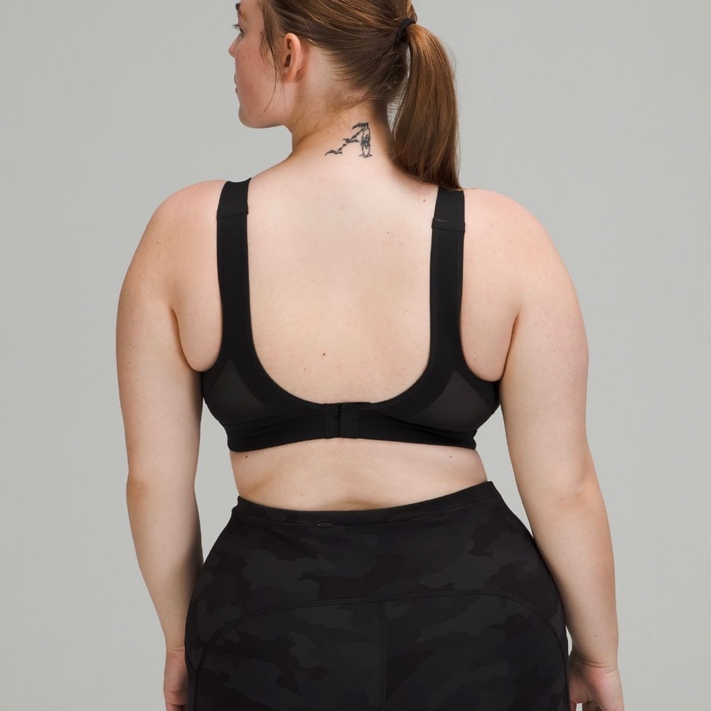 Lululemon Swift Speed Bra 
High Support